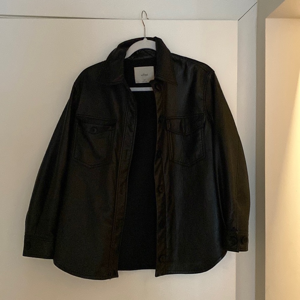 Aritzia Wilfred blazer